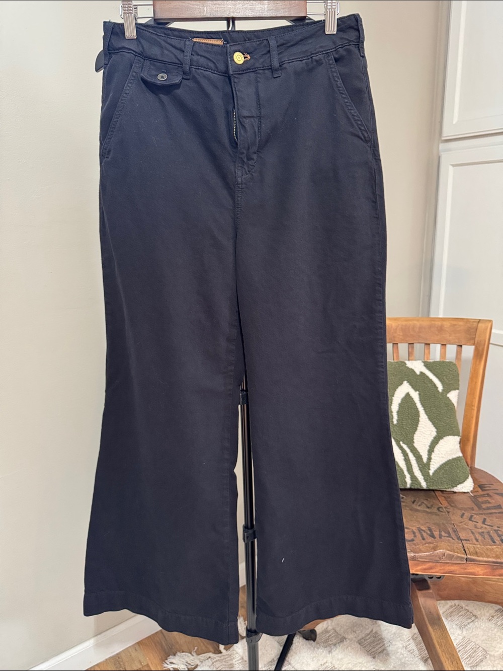 Pilcro 29 Black Wide Leg Cropped Pants Utility Chino Trousers - Picture 1 of 7
